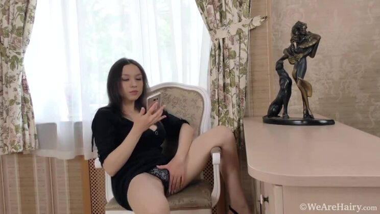 Brunette Bombshell Veronika Mars Strips