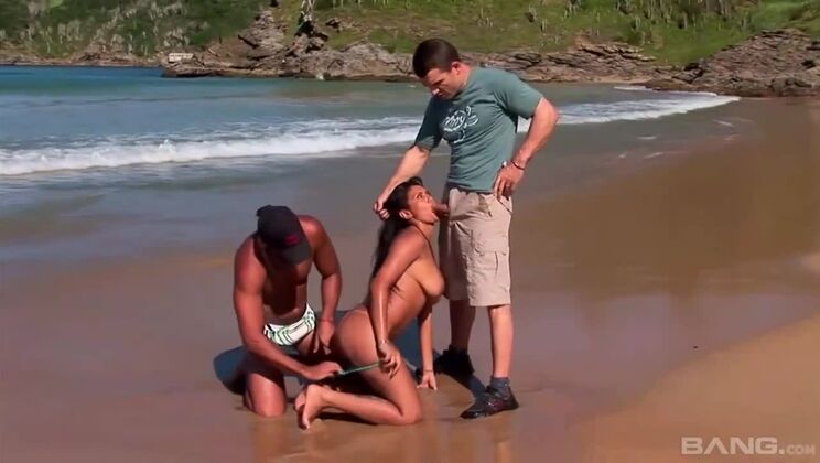 [BANG.com] - Babalu and friends fill up brunette's holes on the beach - Druuna Diva