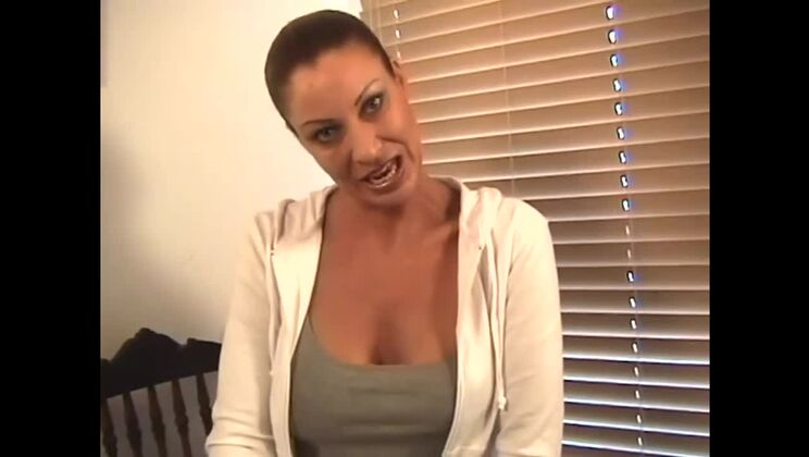 Vanessa's Massive Tits on a Small Figure