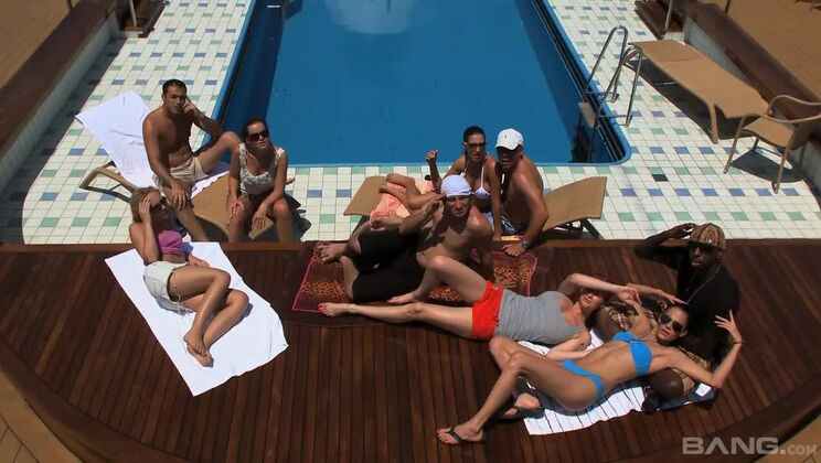 Big Cock Facial For Blonde Aliz And Brunette Nataly