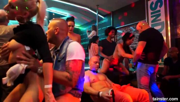 [Tainster] - Deepthroat Queens: Amirah Adara, Kate Gold, And Mia Blond - Amirah Adara - Tiffany Doll - Victoria Puppy - Alexis Crystal - Kattie Gold - Cynthia Vellons - mia blond