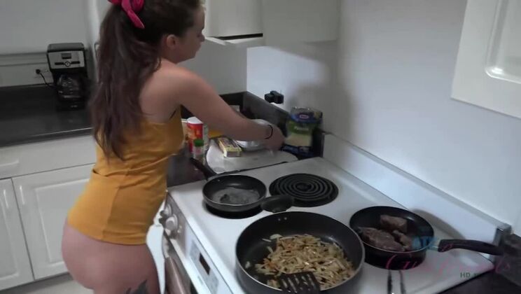 [ATKGirlfriends] - Gia Paige's Tattooed Body in a Footjob Frenzy