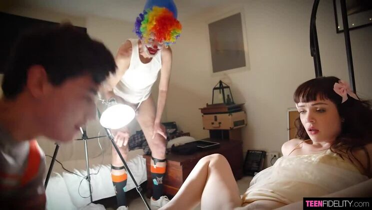 [TeenFidelity] - Aliya Brynn - The Star of the Night - Juan El Caballo Loco - Aliya Brynn