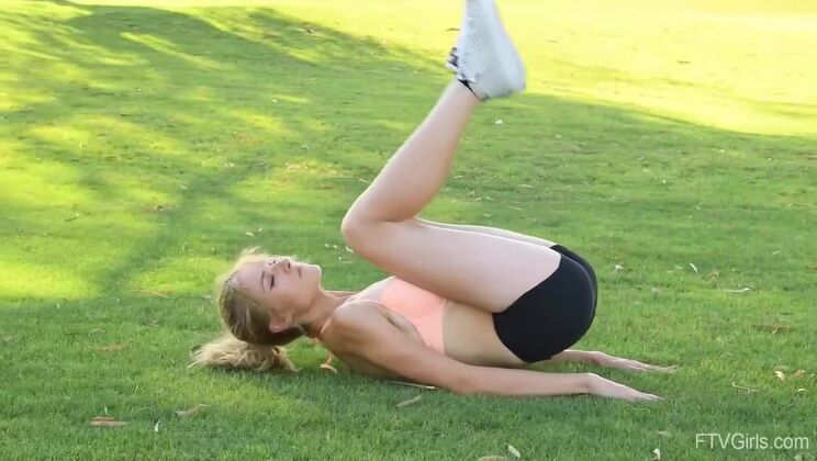 [FTVGirls] - Penetrating Mazzy's Young Body