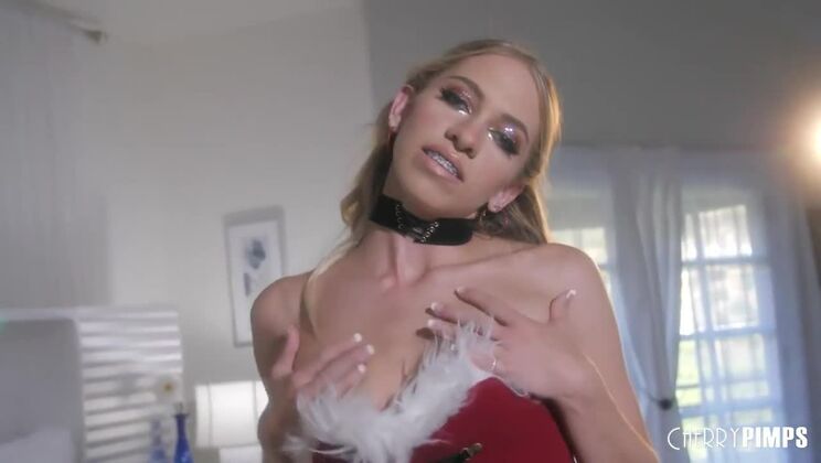 Khloe Kapri - Christmas Present for You