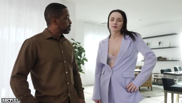 [BBCPie] - BBC Lover Gets Facial