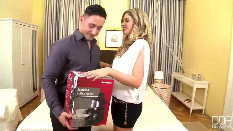 Eva Parcker's European Birthday Threesome