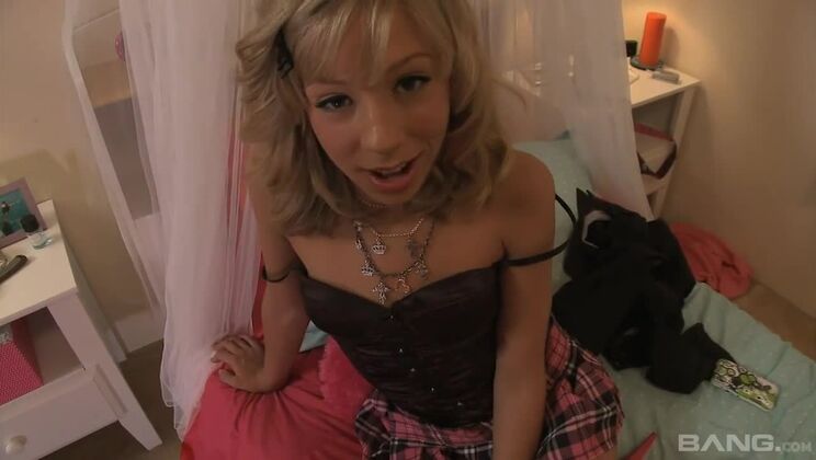 Teen Blonde Chastity Lynn Enjoys POV Handjob