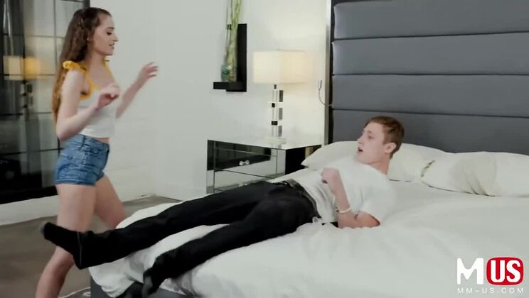 [ModelMediaUS] - Facial Cum For Hairy Brunette Woman - Scarlett Hampton