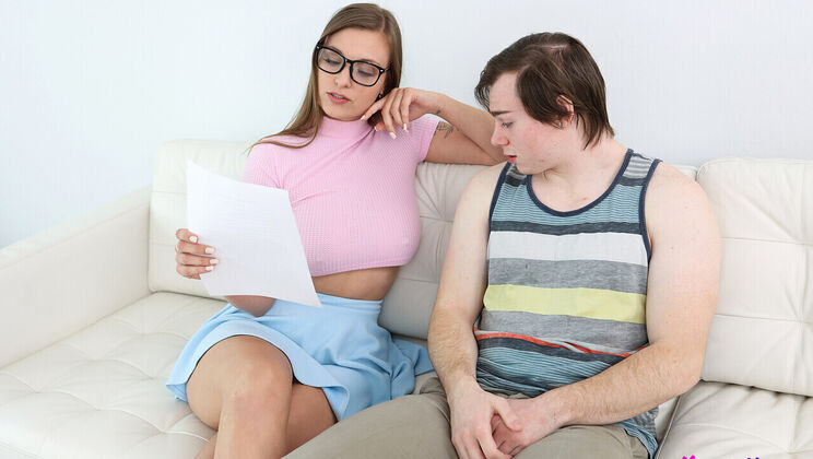 [YoungerMommy] - Cowgirl Style Seduction With Kenzie Love - S3:E1 - Kenzie Love