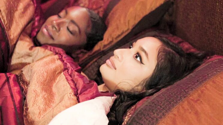 [Girlsway] - Interracial Lesbian Licking - Avery Black - Amari Anne