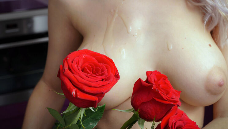 Eva Elfie My Cute Busty Lover