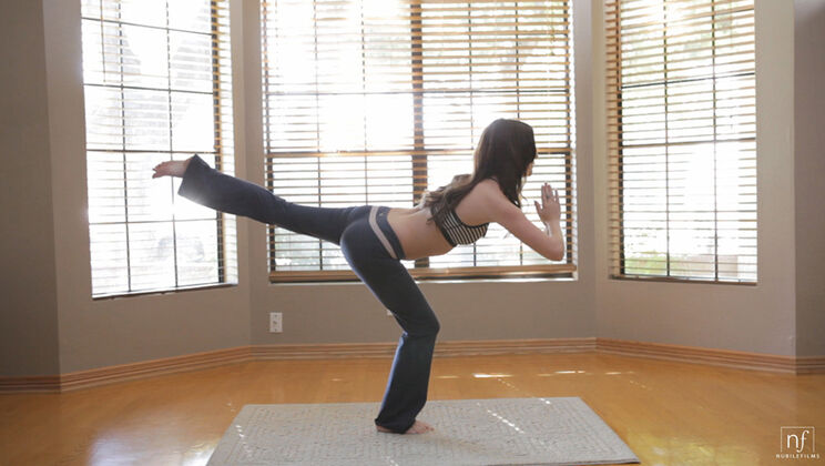 [GirlsOnlyPorn] - Long Hair, Don't Care: Jayden Taylors Solo Play - Jayden Taylors