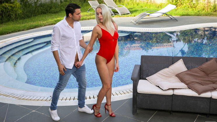 [NubileFilms] - Blonde Beauty Angelika Grays Goes Wild - Angelika Grays - Oliver Trunk