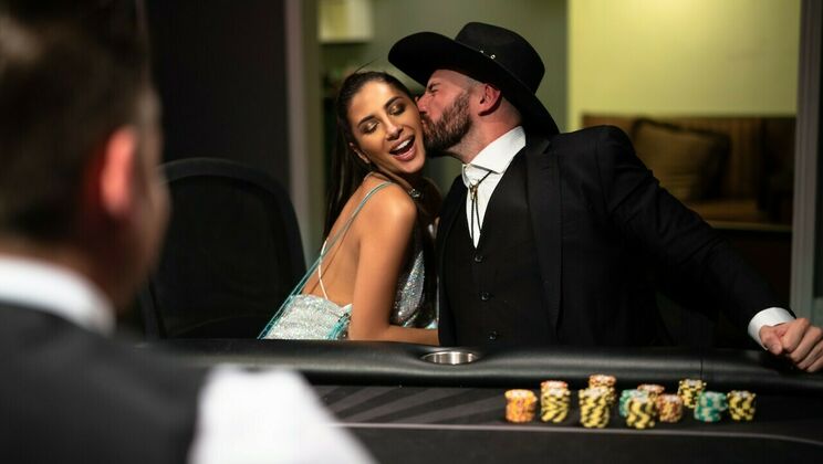 [Babes.com] - Shaved Pussy Gets Facial - Gianna Dior - Stirling Cooper