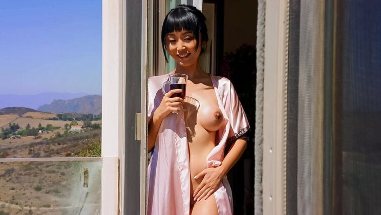 [Brazzers] - Good Ass Fucking Neighbor