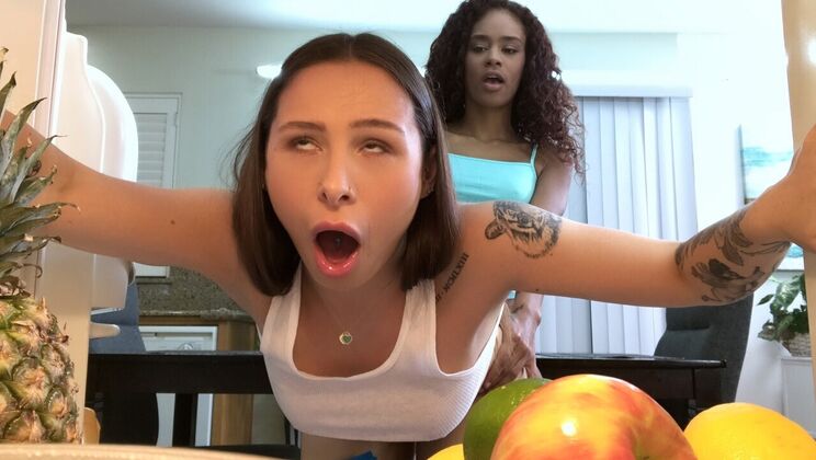 [Brazzers] - Cheating Girls Get Strapped: Part 1 - Scarlit Scandal - Mia Moore