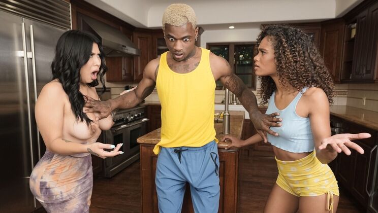 [Brazzers] - Sharked and Fucked by Big Tits Girls - Scarlit Scandal - Tokyo Lynn - Damion Dayski