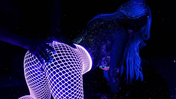 Shaved and Raved with Kayla Kayden