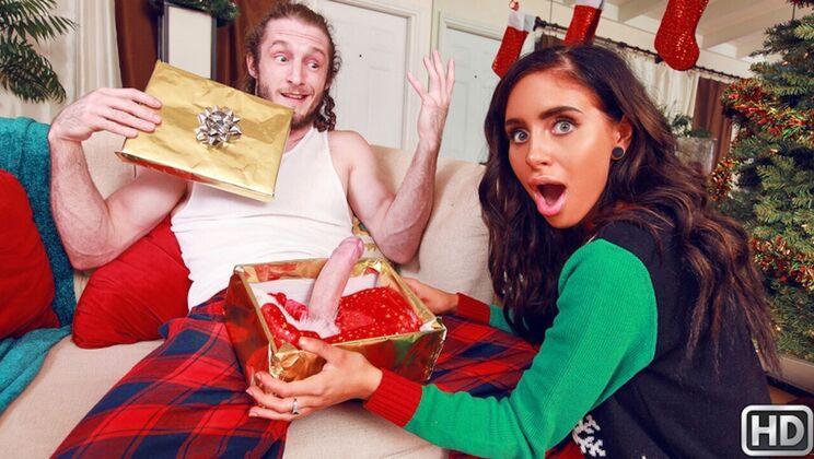 [MomsBangTeens] - Starri Knight's Christmas Gift - Brick Danger - Naomi Woods - Starri Knight