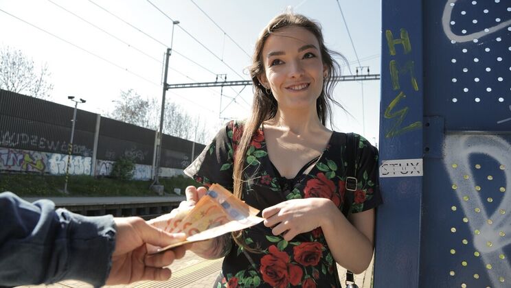 [PublicAgent] - Cum on My Face: OutdoorAdventure with Kylie Nymphette