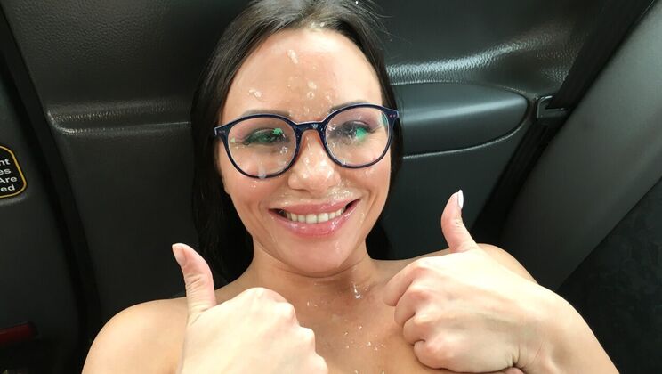 [FakeTaxi] - Alysa Gap's Titty Fuck Fest in the Open Air - John - Alysa Gap