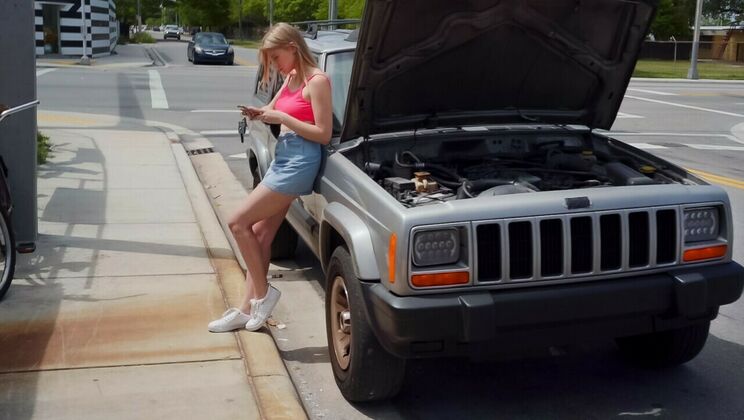 [StrandedTeens] - Melody's Amateur Deepthroat - Brick Danger - Melody Marks