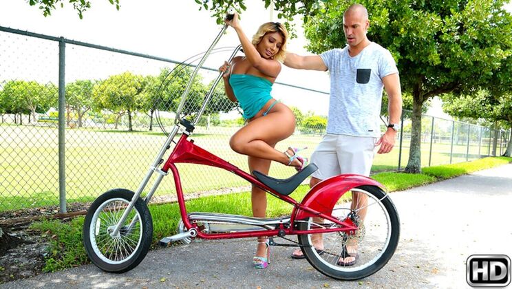 [8thStreetLatinas] - Big Ass Blondie Gets Facial - Sean Lawless - Ally Berry