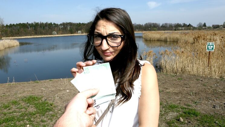 Outdoor Fucking Frenzy with Jimena Lago