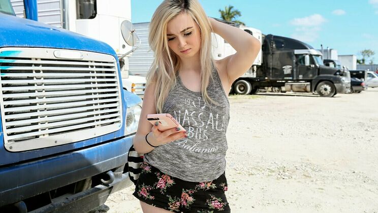 [StrandedTeens] - Blonde Girl Fucks to Get a Ride - Lexi Lore - Jesse Black