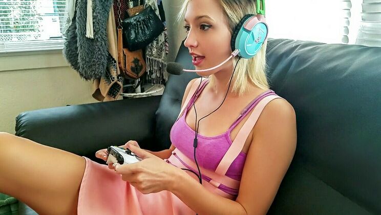 [MOFOSB-Sides] - Bash Fucks Gamer Babe - Eliza Jane - Bash