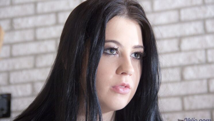 [Oldje] - Lolli Pop's Tattooed Pussy Licked