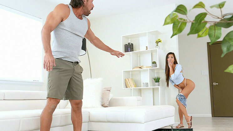 Stepbody Massage From Vina Sky