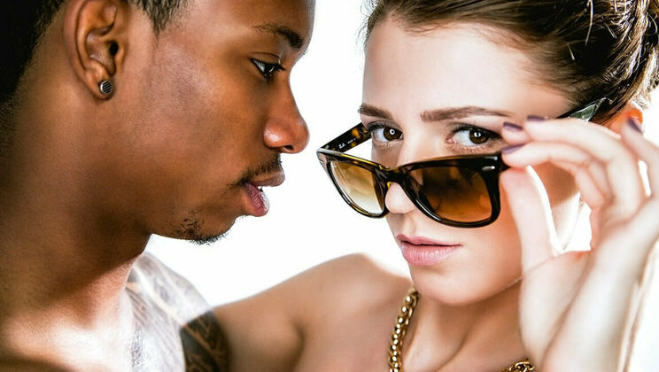 [SexArt] - Kissing And Fucking With Glasses - Kalisy - Jesus Reyes