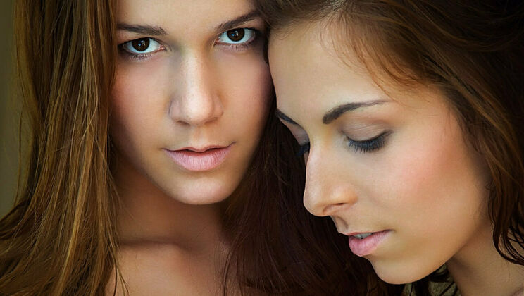 Beautiful Girls in Love: Fingering