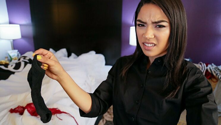 [IKnowThatGirl] - Sleeping Brunette Couple Caught By Maid