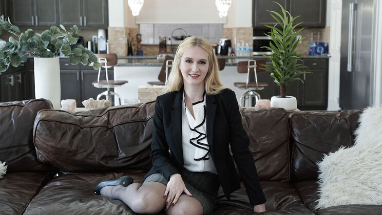 Madison and Faze: Blindfolded