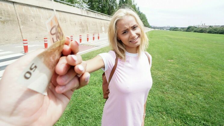 [PublicPickups] - She Loves Money And Big Dick