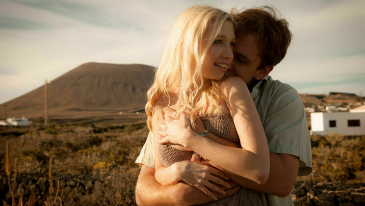 [SexArt] - Blonde Ariel Piper Fawn In Beautiful Sex Scene - Thomas Lee - Ariel Piper Fawn - Mima A