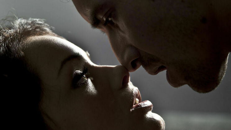 [SexArt] - Kissing Cousins: A Tale of Tan Lines and Desire