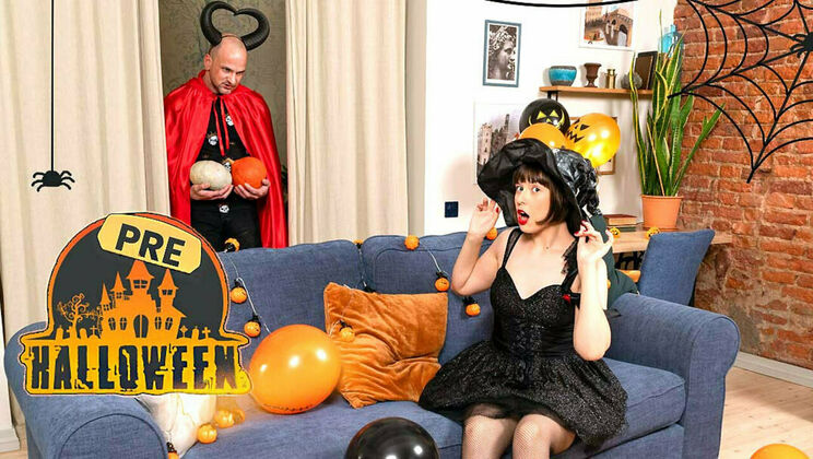 [ClubSweethearts] - European Halloween Party Hardcore - Andrew Marshall - Sandy Cheeks