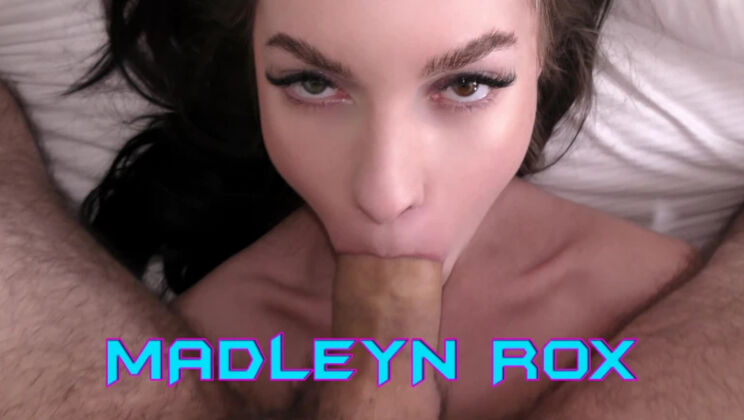 [WakeupnFuck] - Madleyn Rox's Shaved Pussy Licked