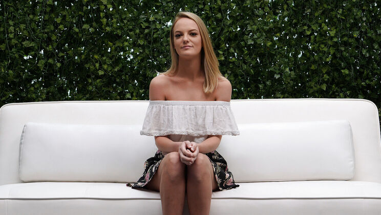 [NetGirl] - Emma's Porno Casting - Emma