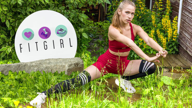 Nika Murr's Long Legs Stretching Routine