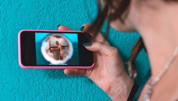 [DigitalPlayground] - Brunette Helena Price Gets Facial Cumshot From Duncan Saint - Helena Price - Duncan Saint