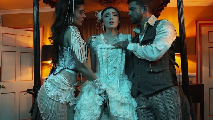 [DigitalPlayground] - Muscular Man and Two Babes: Kissing, Licking, and Fucking - Juan Lucho - Marina Maya - Catherine Knight