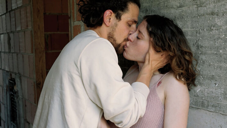 Arden & Tommy: Nipple Sucking and Kissing