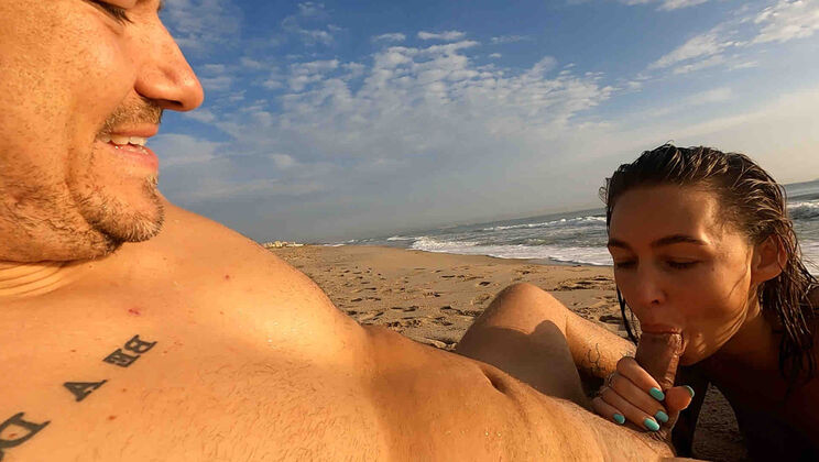 Amelia and Diego Share a Public Beach Blowjob