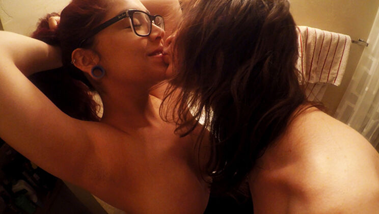 Forget Chores, Watch Daisy Jerk Bud Off in POV