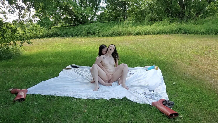 Outdoor Lesbian Action With Daisy And Peach